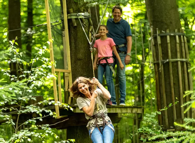 im Familienurlaub auf dem Bauernhof im Ahrtal den Waldkletterpark in Bad Neuenahr-Ahrweiler besuchen