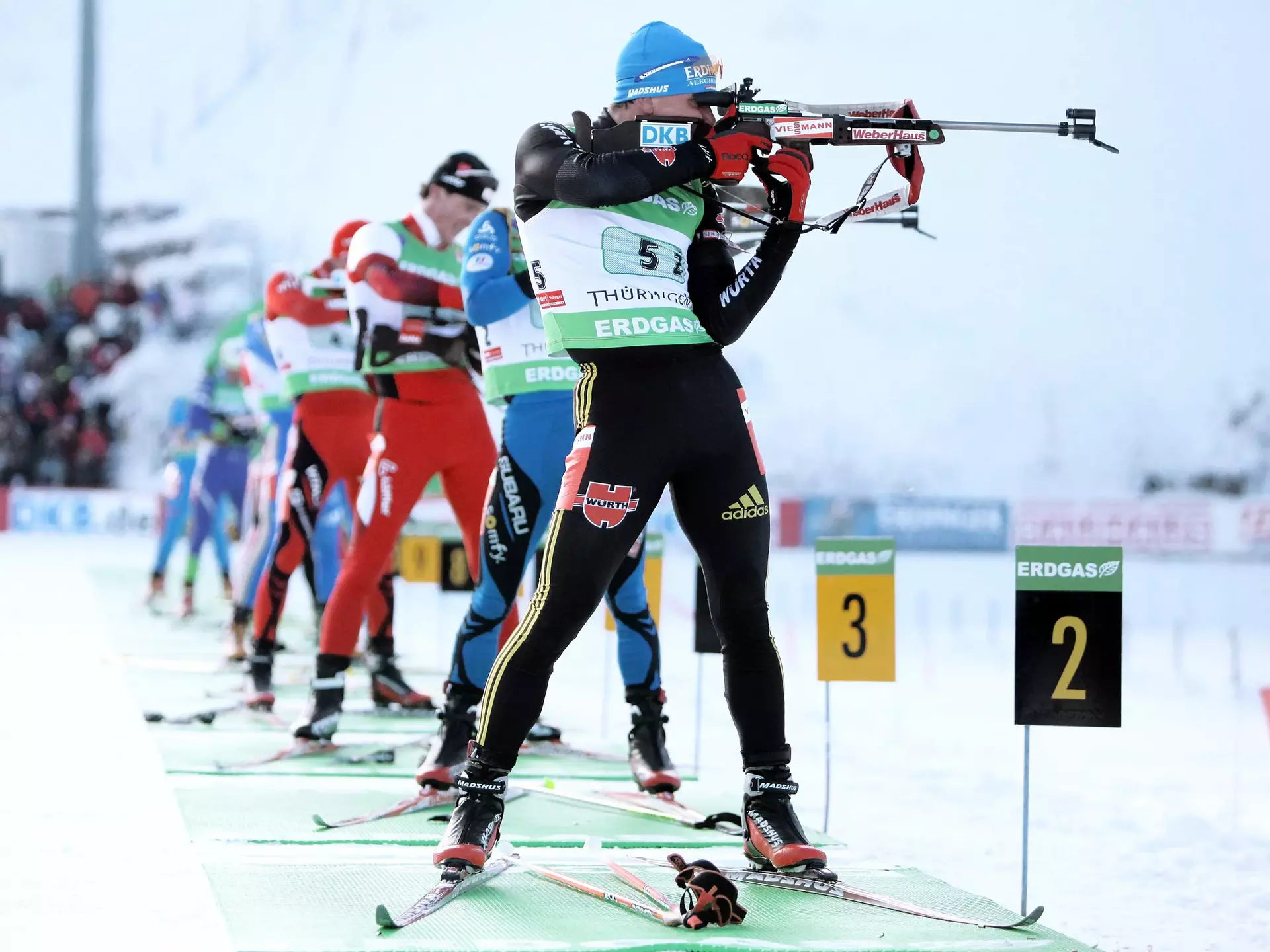 Jedes Jahr im Januar findet der Biathlon-Weltcup in Oberhof im Thüringer Wald statt.