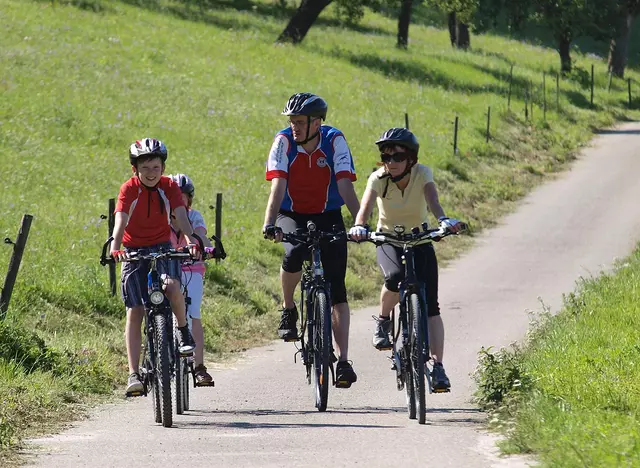 im Urlaub in Hohenlohe eine Radtour auf dem Kocher-Jagst-Radweg machen