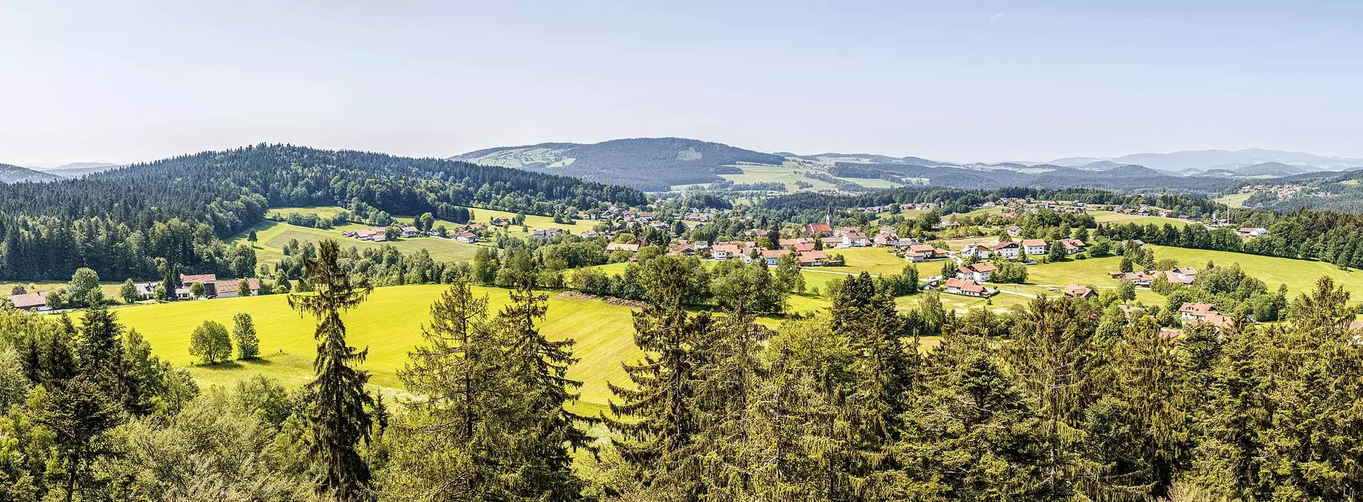 im Urlaub im Bayerischen Wald herrliche Ausblicke genießen