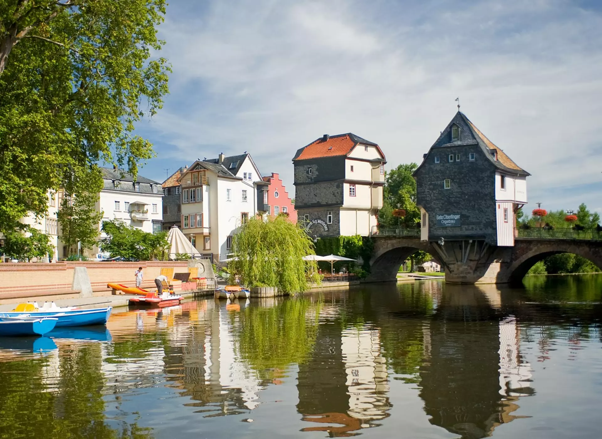 Brückenhäuser in Bad Kreuznach - © Rheinland-Pfalz Tourismus GmbH, Dominik Ketz im Urlaub auf dem Weingut an der Nahe die Stadt Bad Kreuznach mit den Brückenhäusern bewundern