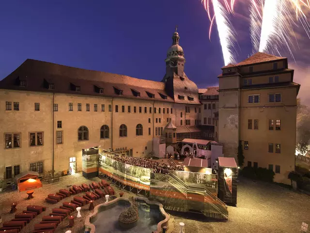 im Urlaub am Kyffhäuser das Schloss Sondershausen besuchen