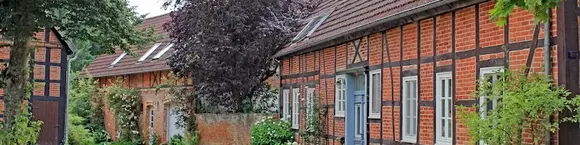 Idyllisches Bild von Rundlingsdorf im Wendland in Niedersachsen