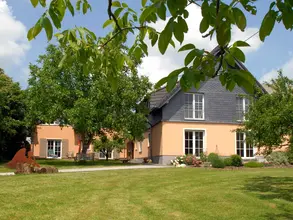 Ferienhaus mit Garten und Liegewiese