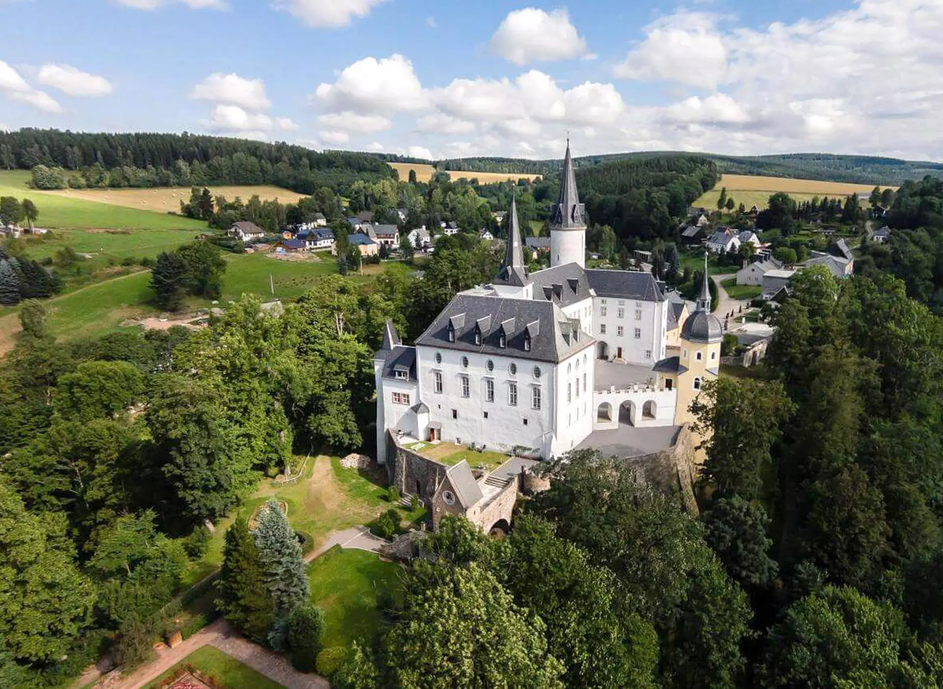 Übernachten in historischen Gemäuern im Schloss Purschenstein im Erzgebirge