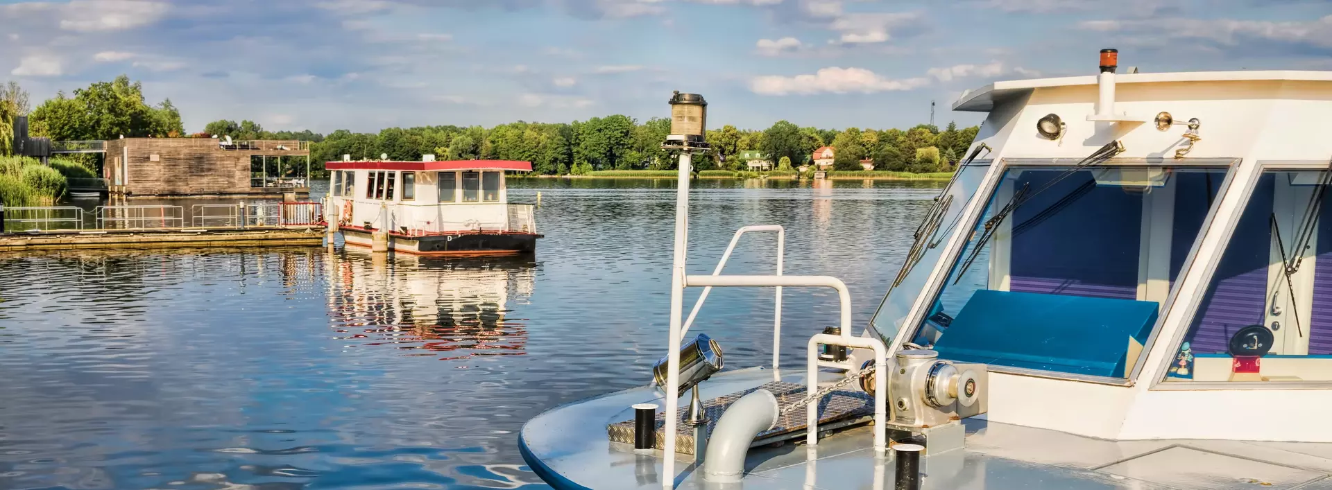 Boot im Hafen am Ruppiner See in Neuruppin