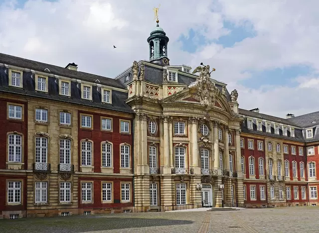 im Bauernhofurlaub im Münsterland die Stadt Münster erkunden