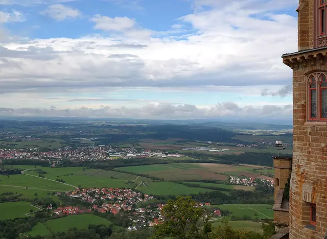 im Urlaub in Hohenlohe das Schloss Stetten besichtigen und den herrlichen Ausblick genießen