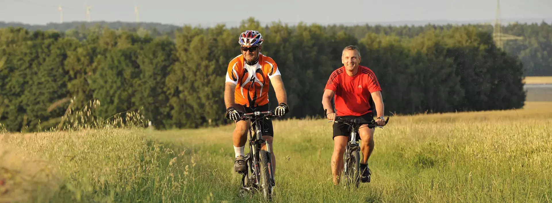 im Aktivurlaub Radfahren auf dem Land