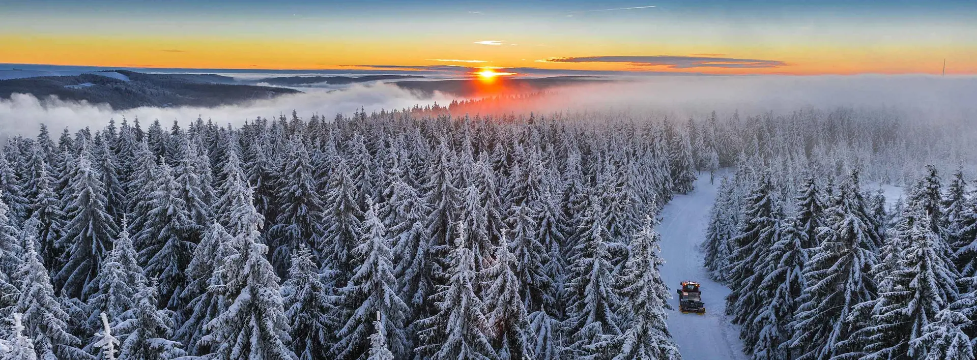 Winterurlaub in Thüringen und den Sonnenuntergang erleben