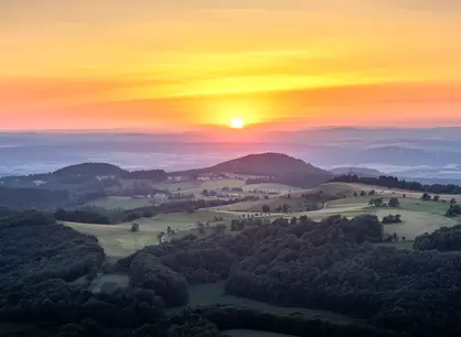 Blick in die Rhön - © Pixabay.de, Sven Lachmann im Urlaub auf dem Bauernhof in der Rhön beim Wandern herrliche Ausblicke genießen