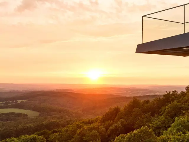 im Urlaub auf dem Bauernhof im Eichsfeld die Aussichtsplattform Skywalk besuchen