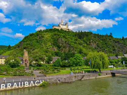 Braubach am Rhein - © Ilhan Balta, Adobe Stock
