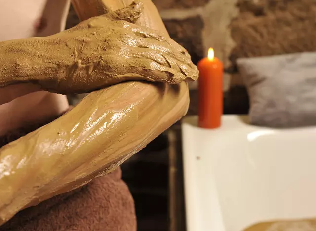 Wellness Angebote mit Lehm auf dem Kneipp Ferienhof Lehmhof Lindig in Thüringen erleben