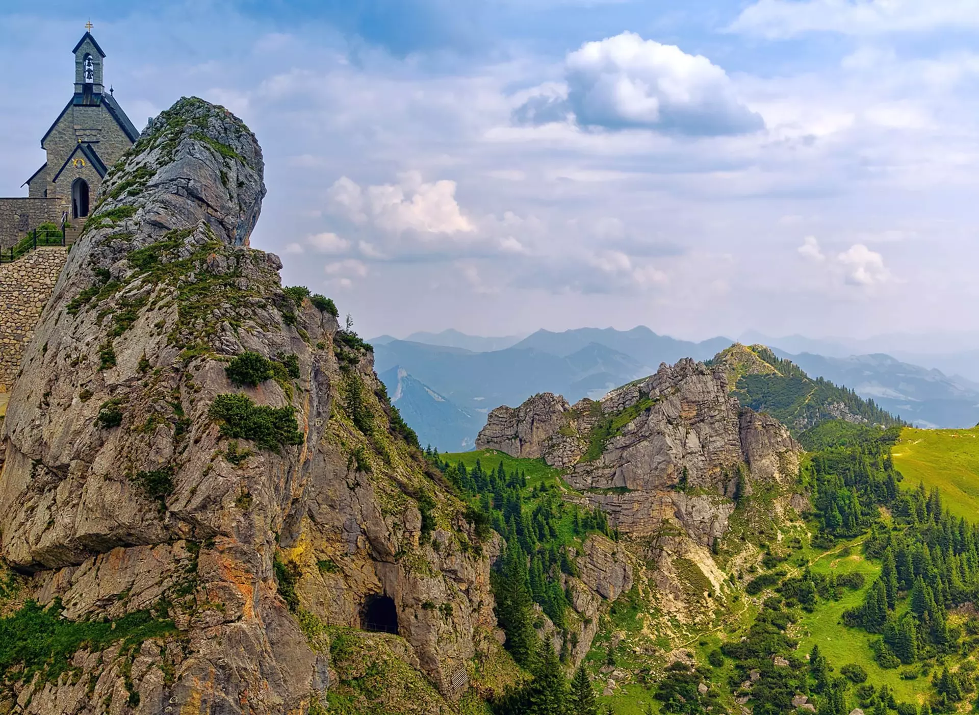 Bergkirche am Wendelstein - © Pixabay.com, im Wanderurlaub am Chiemsee zur Bergkirche am Wendelstein wandern