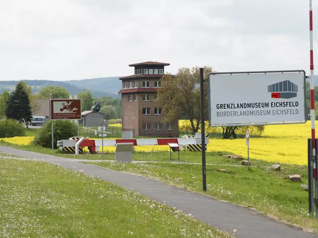 im Urlaub im Eichsfeld das Grenzmuseum in Teistungen besuchen