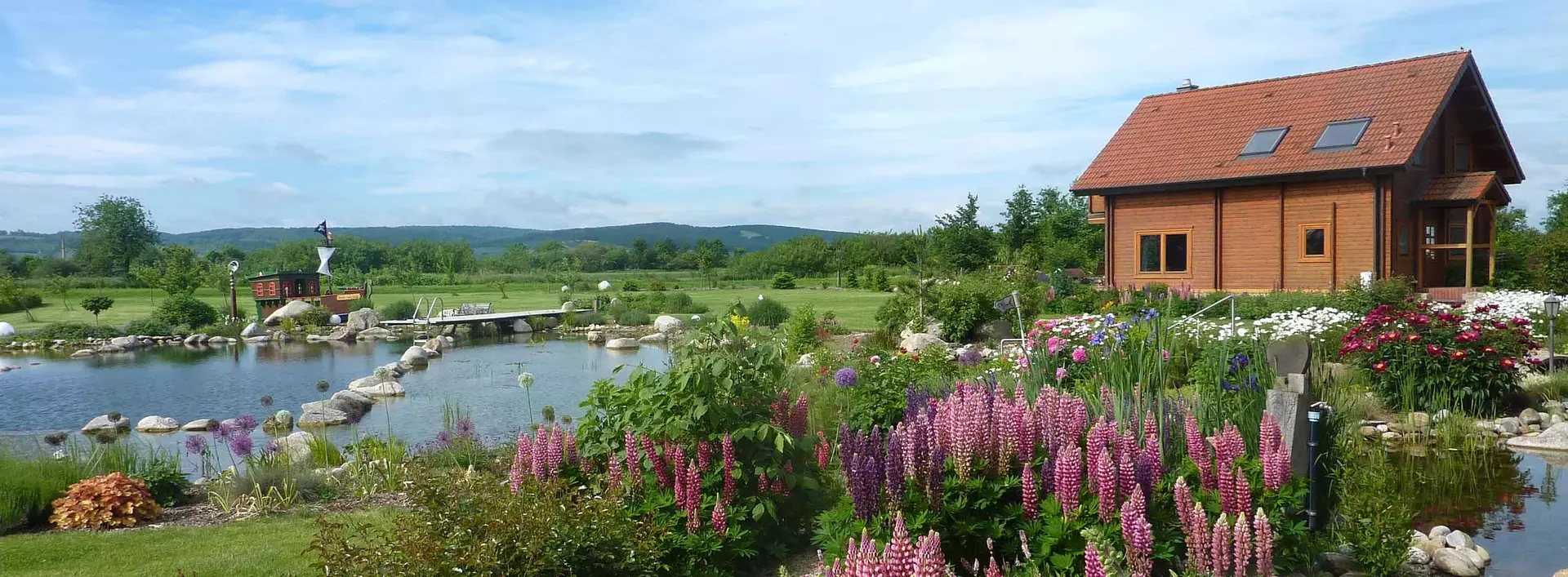 Viele Ferienhäuser in Thüringer verfügen über einen großen Garten.