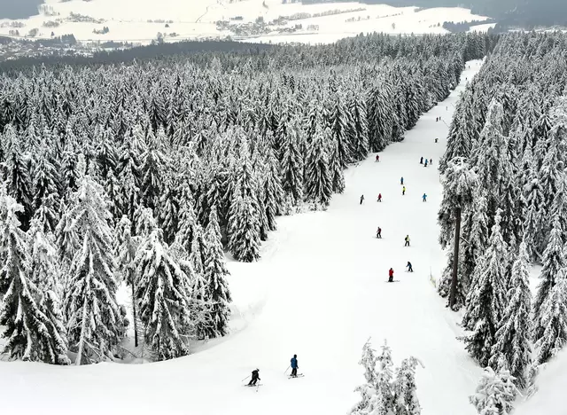 im Winterurlaub im Fichtelgebirge Skifahren am Ochsenkopf im Fichtelgebirge