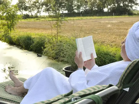 Abschalten und Zeit zum Lesen im Wellness und Gesundheitsurlaub auf dem Land"