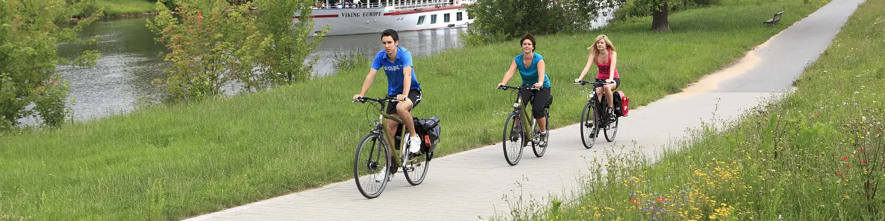 im Urlaub im Taubertal eine Radtour machen