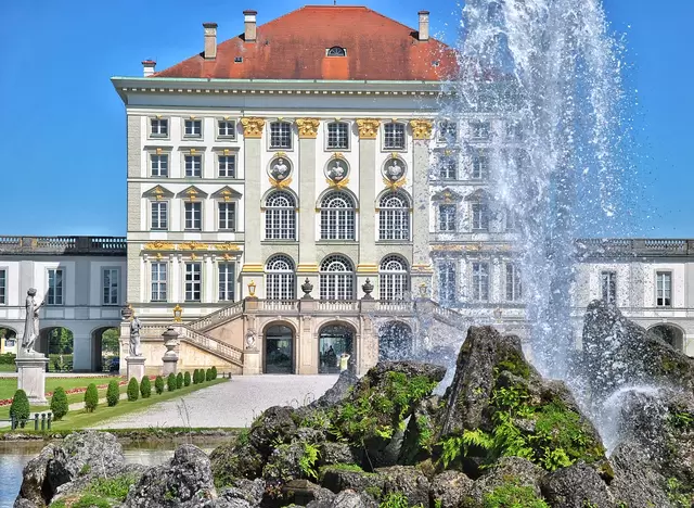 im Urlaub auf dem Bauernhof bei München Schloss & Park Nymphenburg besuchen