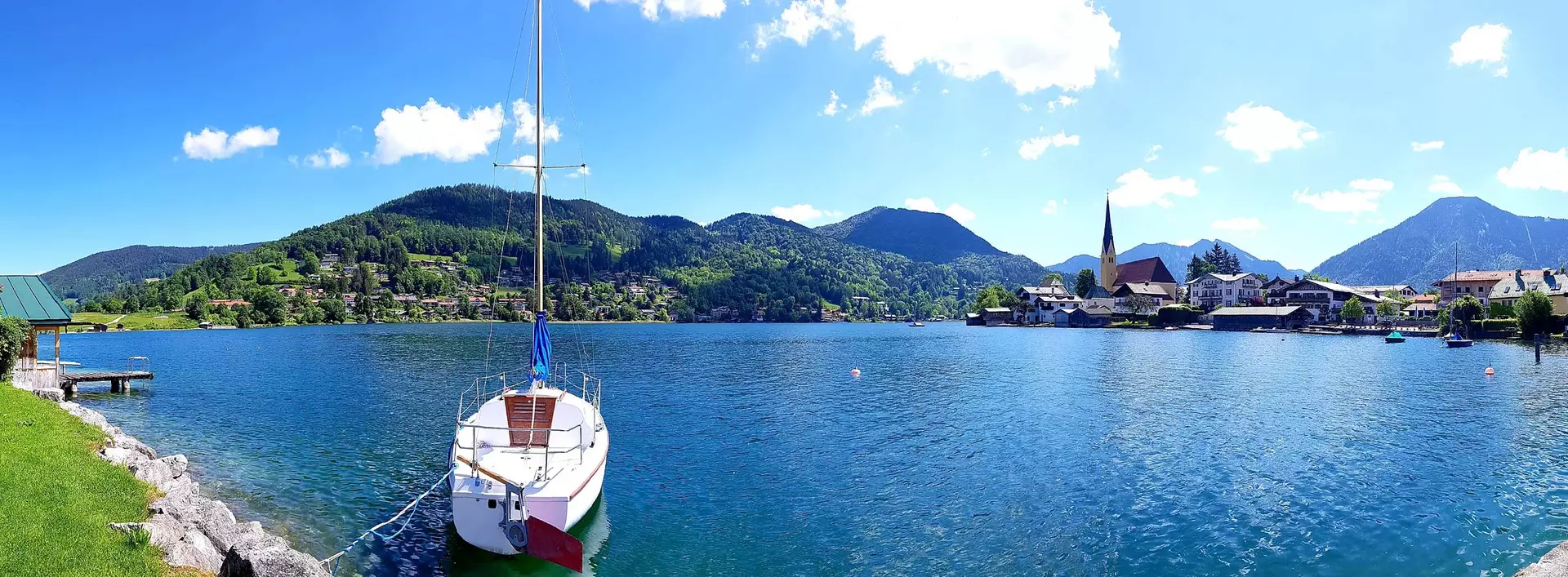 im Urlaub auf dem Bauernhof am Tegernsee die Stadt Rottach-Egern am Fuße des Wallbergs besuchen