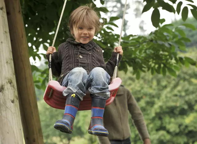 auf dem Kinderhof im Schwarzwald gibt es Spielplätze zum Toben für die Kinder