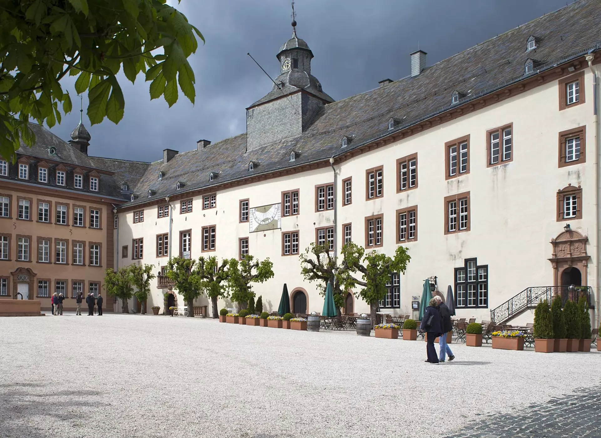 im Bauernhofurlaub in Siegen-Wittgenstein das Schloss Berleburg in Bad Berleburg besuchen