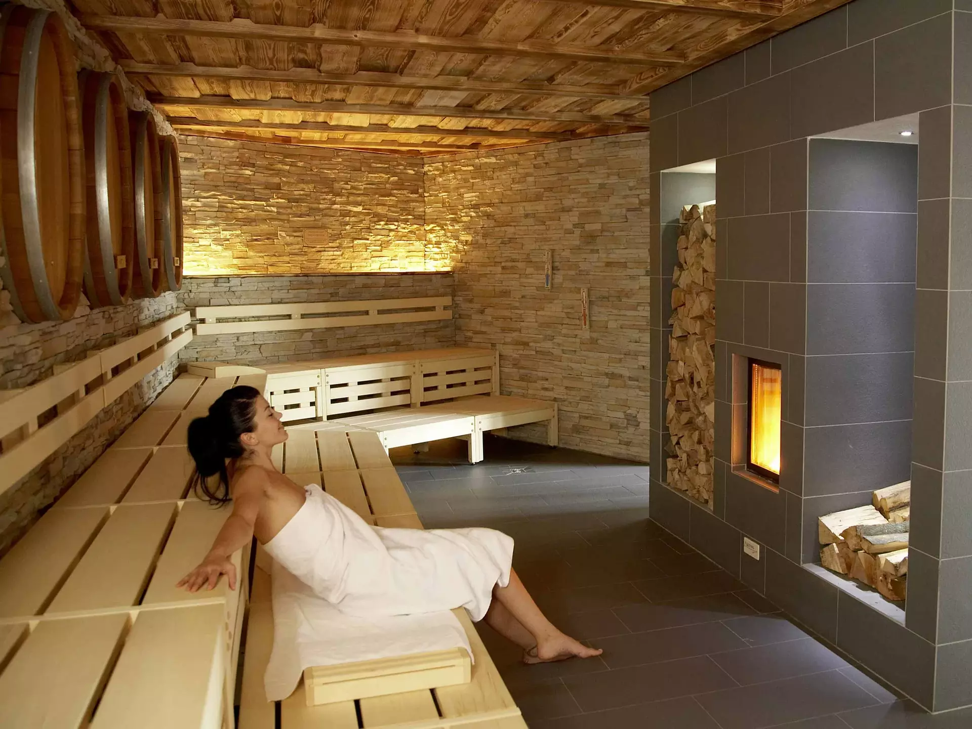 Weinbergsauna in der Toskana Therme in Bad Sulza - © Toskana World GmbH In der Toskana Therme in der Weinbergsauna entspannen