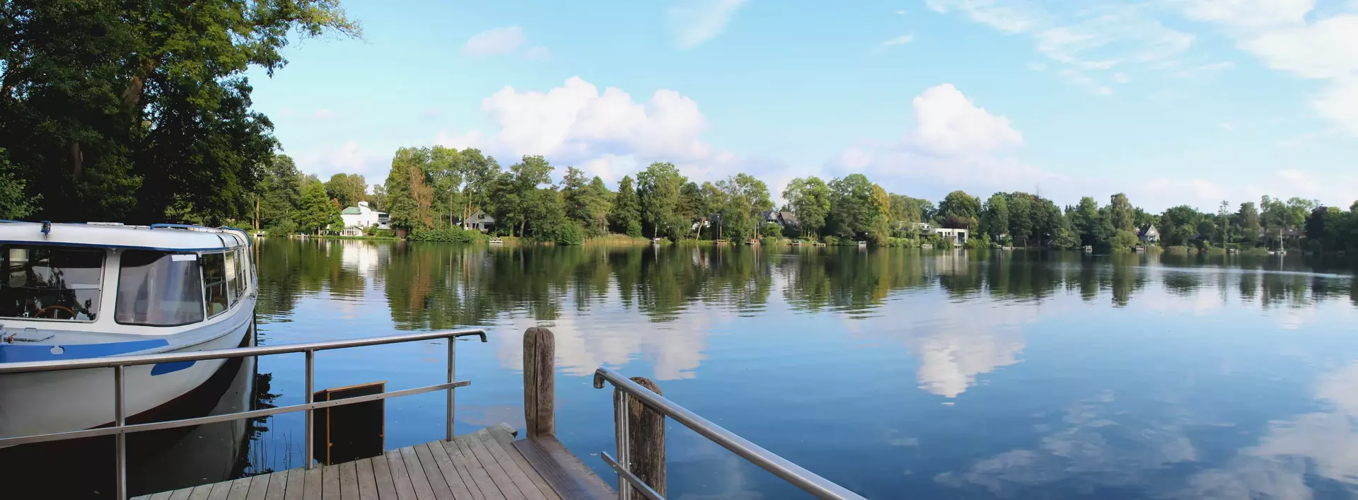 Boot auf dem Edebergsee in Plön, Holsteinische Schweiz