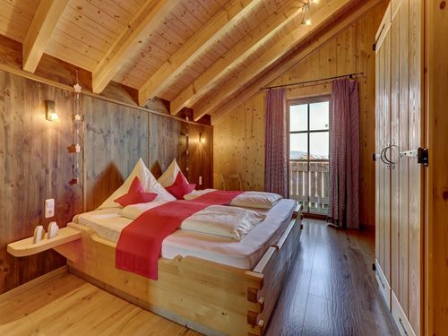 Toms Hütte Schlafzimmeransicht Toms Hütte Schlafzimmeransicht