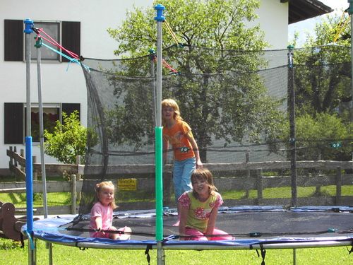 Ein Trampolin gibt´s natürlich auch Ein Trampolin gibt´s natürlich auch