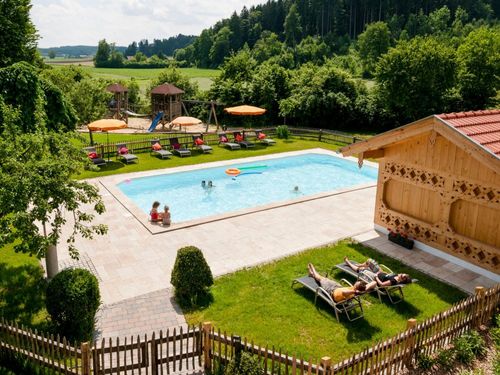 Pool und Garten Pool und Garten
