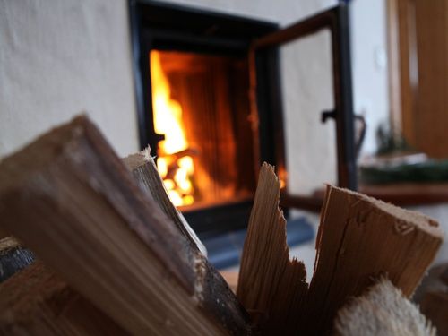 Kamin in Heidi und Vroni