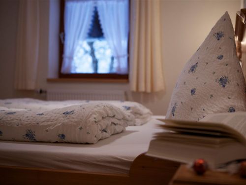 heidi und Vroni 
Schlafzimmer