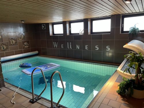 Hallenbad Hallenbad