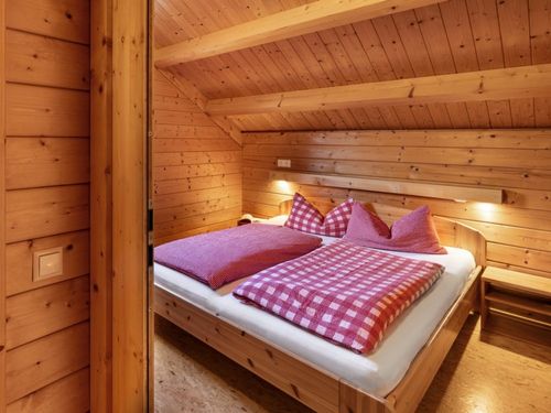 Blockhaus Max Schlafzimmer 1. OG Blockhaus Max Schlafzimmer 1. OG