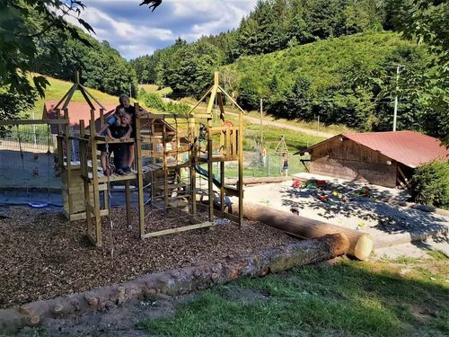 Der neue Spielplatz