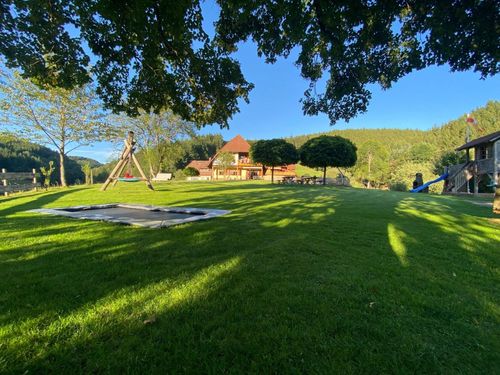 Unsere Spiel- und Liegewiese
