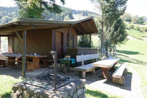 Grillhütte am Fischweiher Grillhütte am Fischweiher