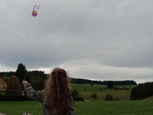 Drachen steigen im Herbst Drachen steigen im Herbst