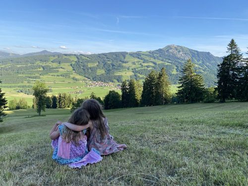 ENTSPANNEN UND GENIESSEN ENTSPANNEN UND GENIESSEN