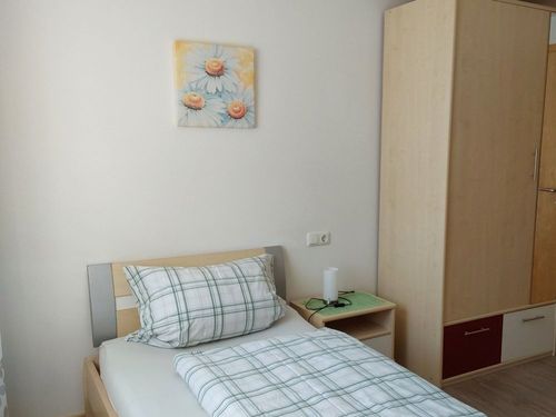 2.SCHLAFZIMMER  2 Getr. BETTEN