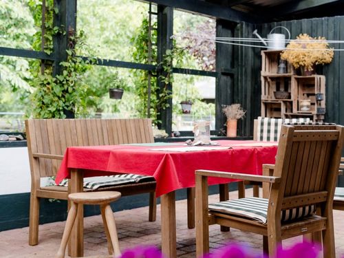 Veranda, Am Hühnerhof
