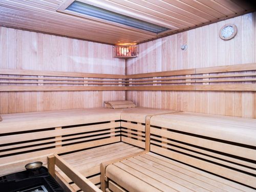 Gemeinschafts- Sauna Gemeinschafts- Sauna