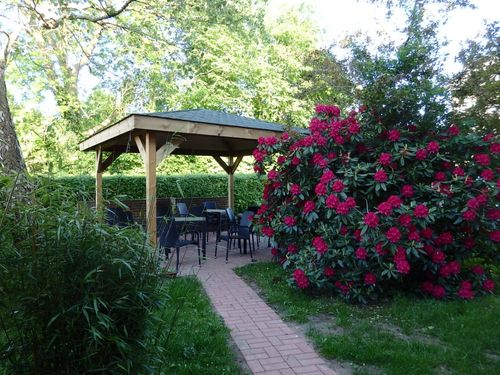 überdachte Terrasse