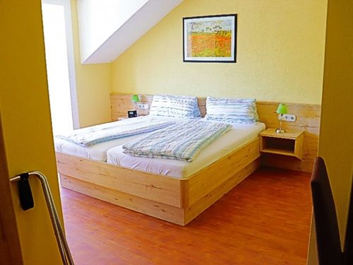 Doppelzimmer mit Loggia  11