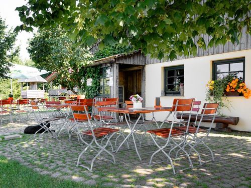 Gartenterrasse Almstube Gartenterrasse Almstube