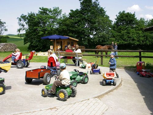 Spielen auf dem Hof