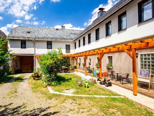 Urlaubshof Korb in Zoppoten: Innenhof Urlaubshof Korb in Zoppoten: Innenhof